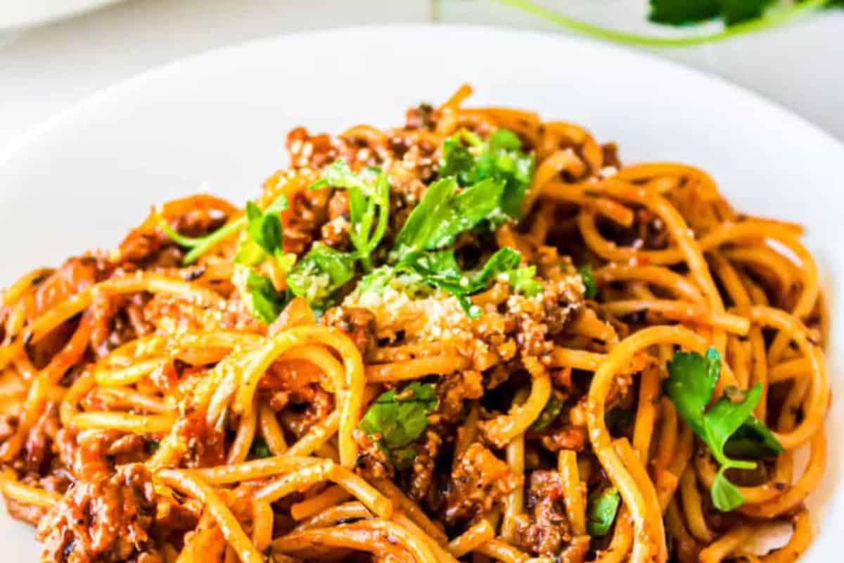 One Pot Ground Turkey Spaghetti