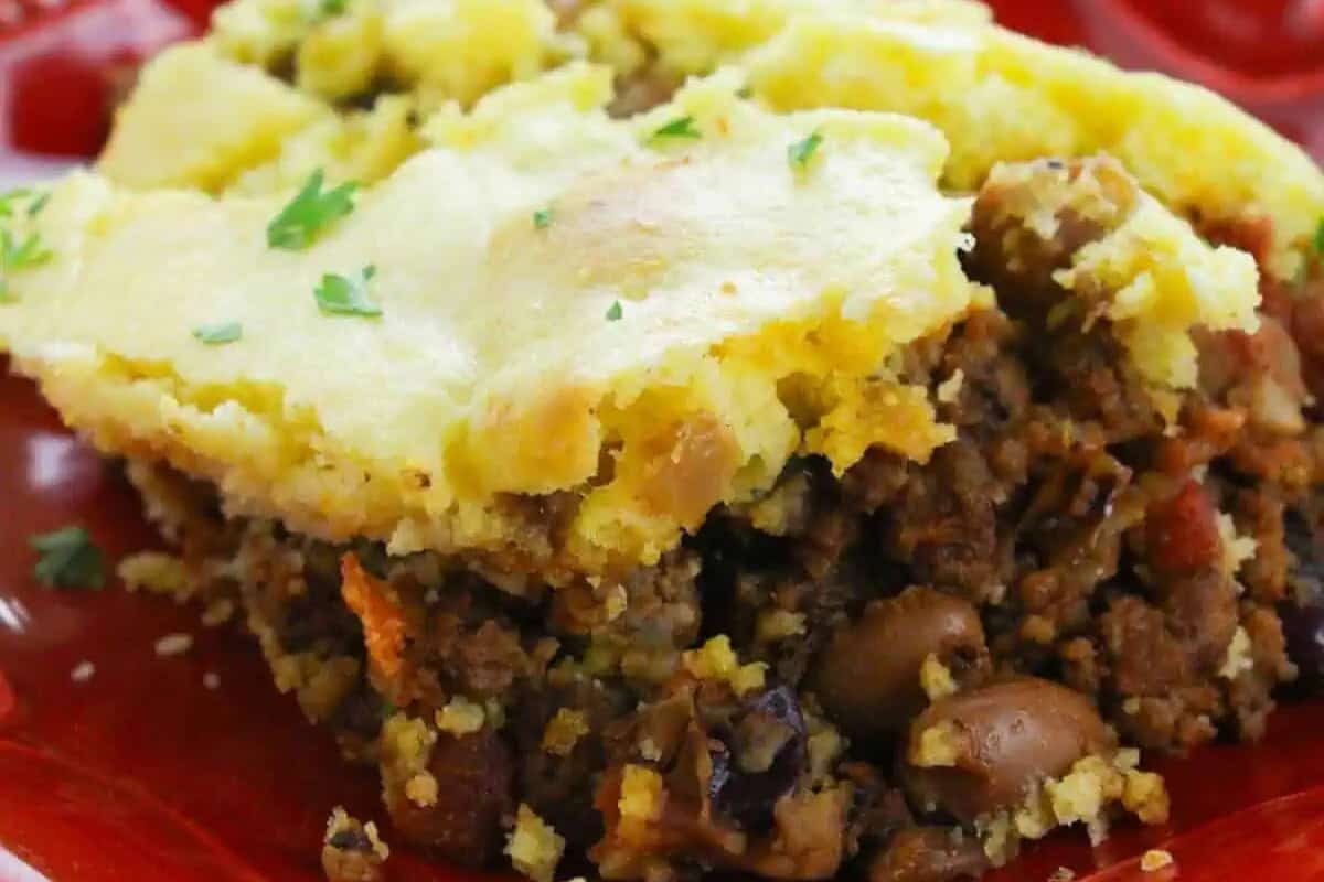 Cornbread Chili Pie