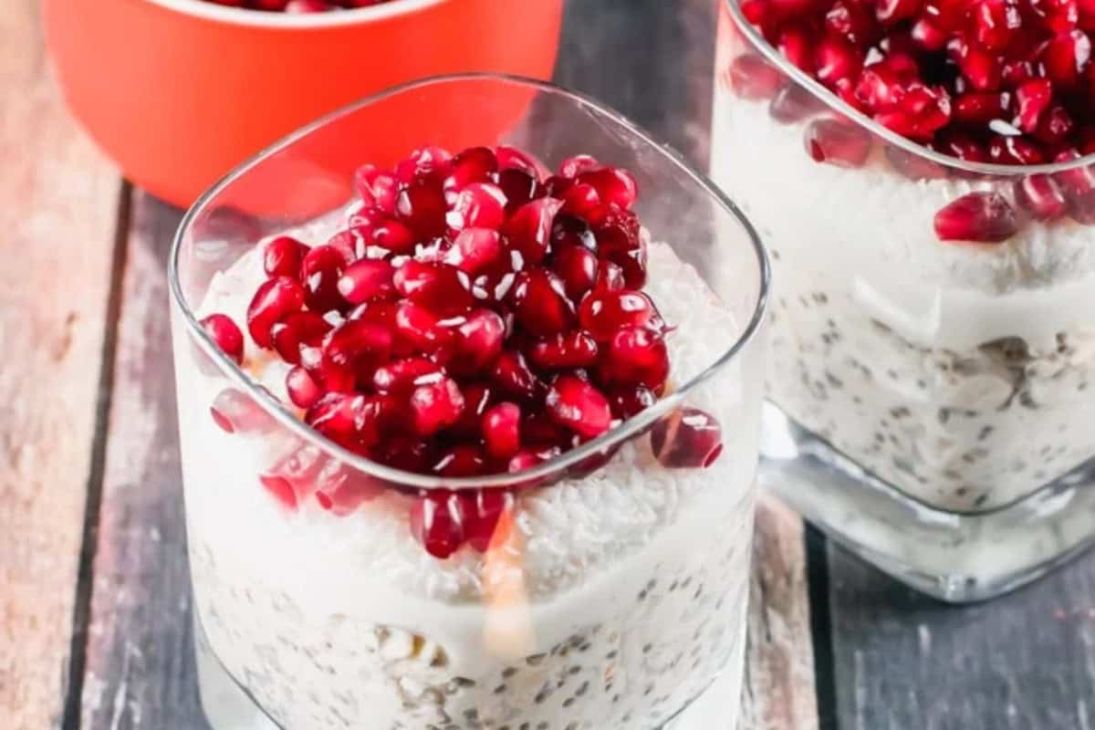 Coconut Pomegranate Overnight Oats Parfait